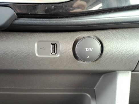 Used 2025 Ford Transit 350 XLT RWD image 38
