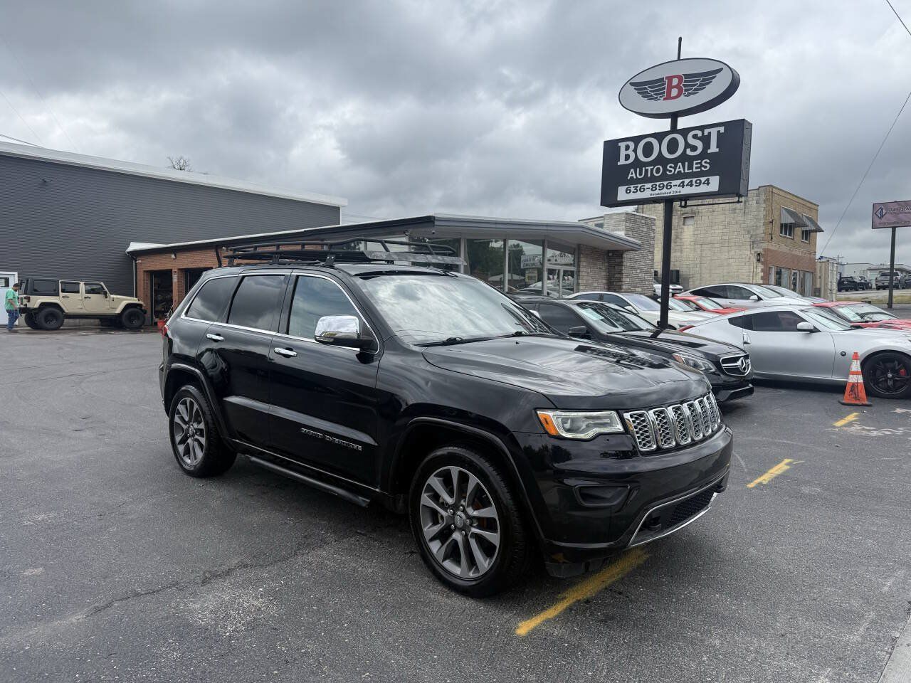Used 2018 Jeep Grand Cherokee Overland AWD/4WD image 1