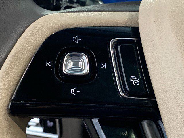 Used 2023 Lincoln Corsair AWD w/ Equipment Group 101A image 19