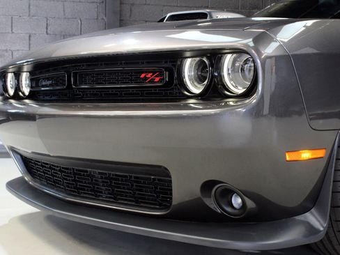 Used 2015 Dodge Challenger R/T Scat Pack image 4