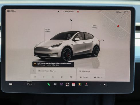 Used 2023 Tesla Model Y Performance AWD/4WD image 12