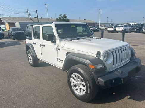 Used 2023 Jeep Wrangler Unlimited Sport AWD/4WD image 11