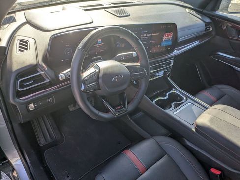 Used 2024 Chevrolet Traverse RS w/ LPO, Floor Liner Package image 11