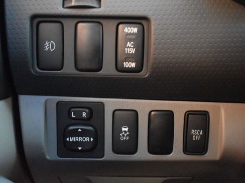 Used 2011 Toyota Tacoma 4x4 Double Cab image 15