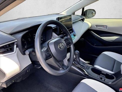 Used 2023 Toyota Corolla LE FWD image 14