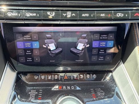 Used 2022 Jeep Grand Wagoneer Series III w/ Rear Seat Video Group 1 AWD/4WD image 22