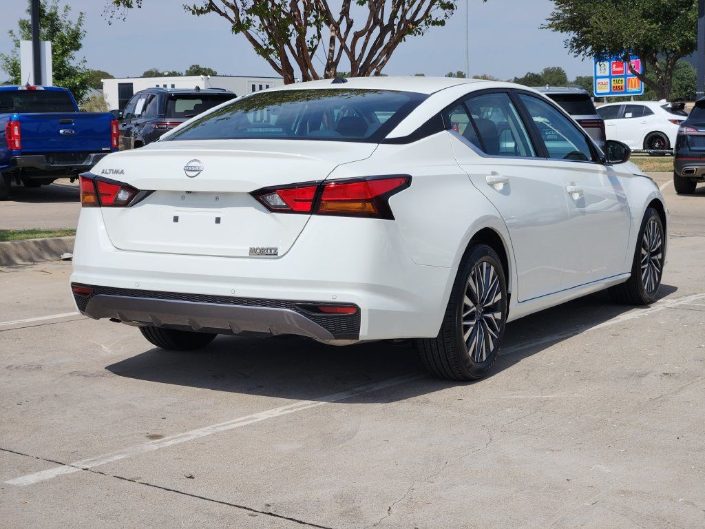 Used 2026 Nissan Altima 2.5 SV FWD image 4