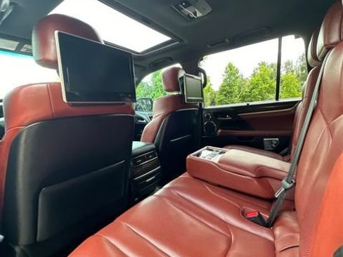 Used 2020 Lexus LX 570 4WD w/ Sport Package image 16