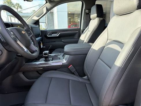 New 2026 Chevrolet Silverado 1500 LTZ w/ LTZ Premium Package AWD/4WD image 19