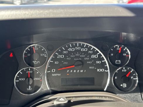 Used 2024 GMC Savana 2500 w/ Driver Convenience Package image 24