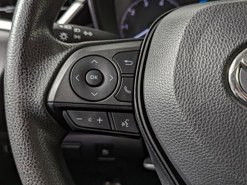 Used 2023 Toyota Corolla LE image 31