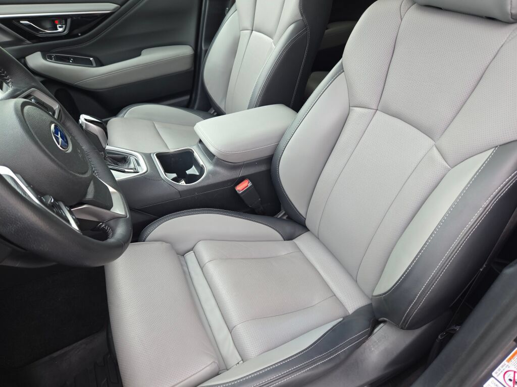 Used 2020 Subaru Outback Limited AWD/4WD image 22