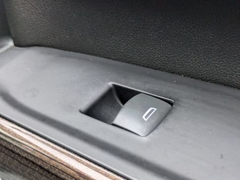 Used 2019 Chevrolet Silverado 1500 LT w/ All-Star Edition AWD/4WD image 35