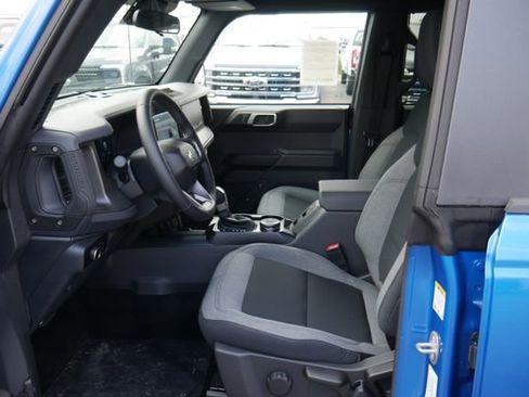 New 2025 Ford Bronco Big Bend image 2