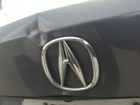 Used 2017 Acura TLX V6 FWD image 9