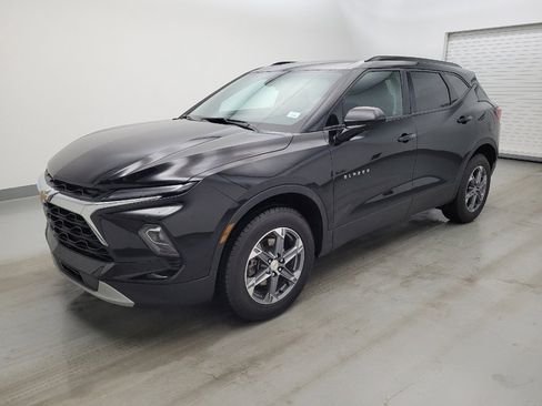Used 2024 Chevrolet Blazer LT w/ Convenience Package FWD image 2