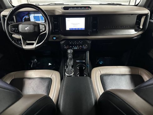 Used 2023 Ford Bronco Wildtrak AWD/4WD image 23