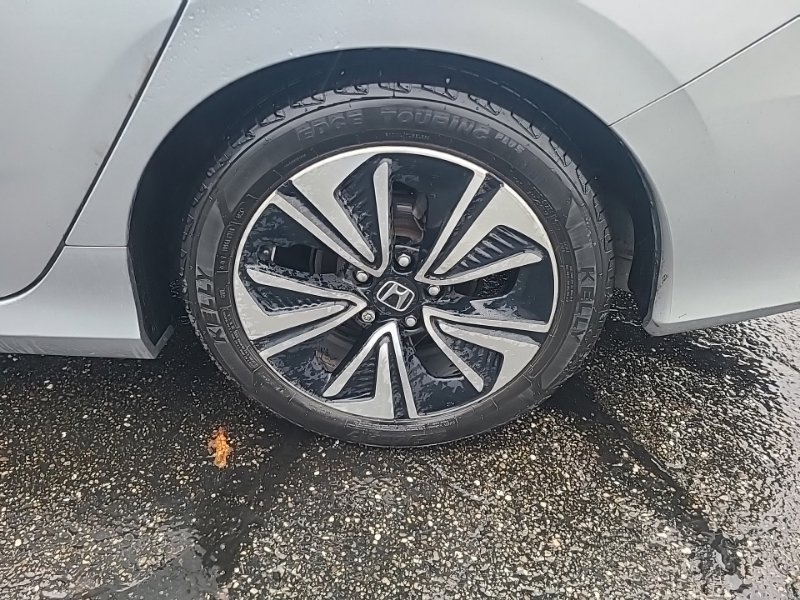 Used 2018 Honda Civic EX-T image 9