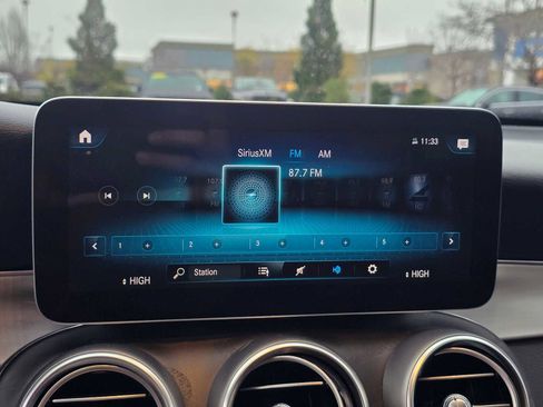 Used 2021 Mercedes-Benz GLC 300 GLC 300 image 30