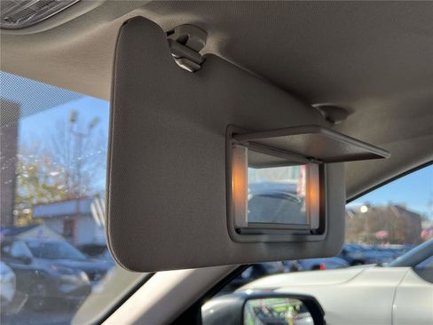 Used 2019 Honda HR-V EX image 40