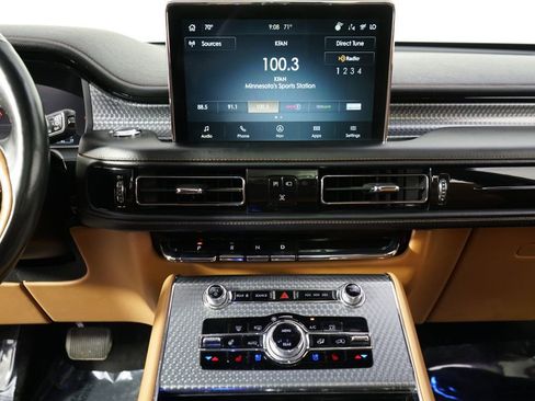 Used 2021 Lincoln Aviator Black Label w/ Dynamic Handling Package AWD/4WD image 28