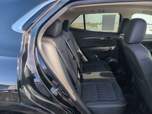 Used 2022 Buick Envision Avenir w/ Safety Package image 27