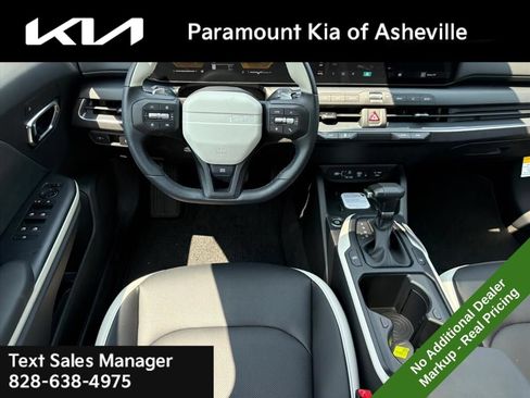 New 2026 Kia K4 GT-Line FWD image 25