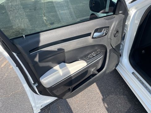 Used 2021 Chrysler 300 S w/ S Model Appearance Package image 8