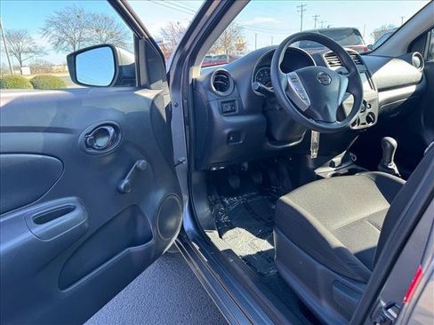 Used 2019 Nissan Versa S image 13