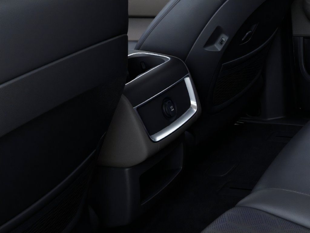 New 2027 Kia Carnival FWD image 26