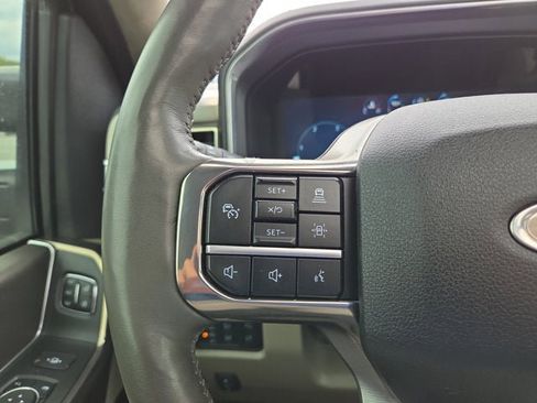Used 2025 Ford F250 Platinum w/ Platinum Plus Package AWD/4WD image 22