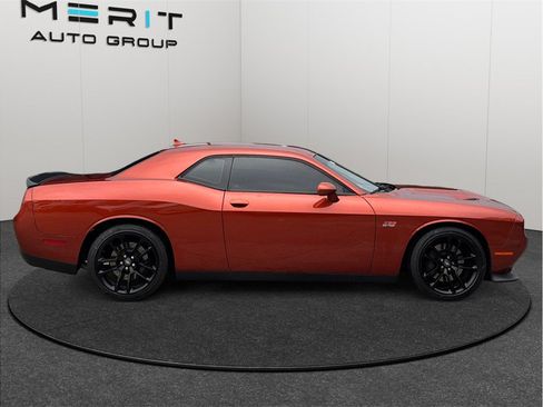 Used 2020 Dodge Challenger R/T Scat Pack RWD image 10
