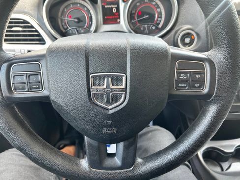 Used 2019 Dodge Journey SE FWD image 20