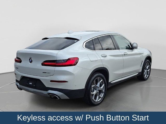Used 2024 BMW X4 xDrive30i w/ Parking Assistance Package AWD/4WD image 7