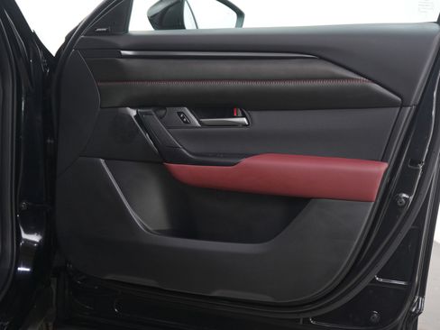 Certified 2025 MAZDA CX-50 AWD 2.5 Hybrid w/ Premium Pkg image 12