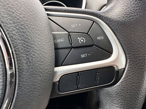 Used 2018 Jeep Compass Sport AWD/4WD image 18