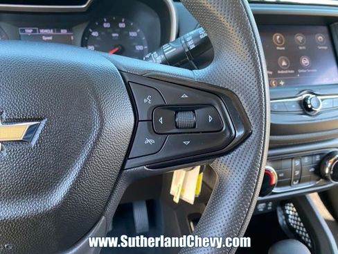 Used 2021 Chevrolet TrailBlazer LS FWD image 20