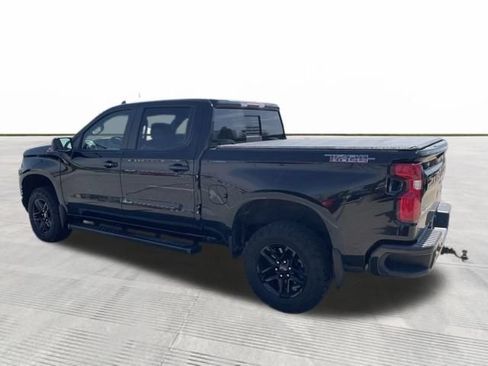 Used 2021 Chevrolet Silverado 1500 LT Trail Boss w/ Convenience Package II AWD/4WD image 6
