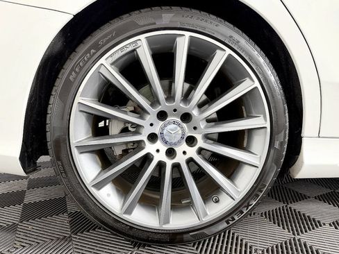 Used 2015 Mercedes-Benz C 300 Sedan image 24