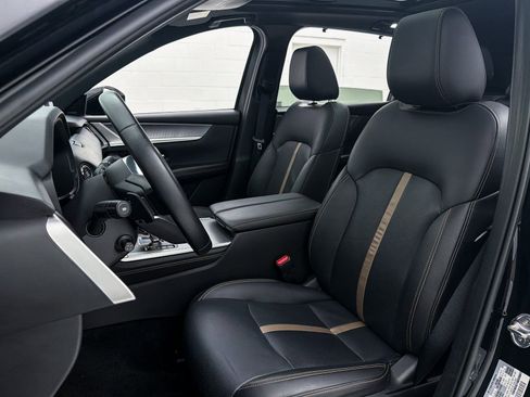 Used 2025 MAZDA CX-90 3.3 Turbo S w/ Premium Package image 22