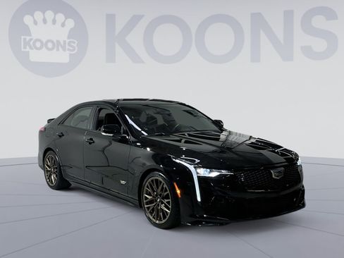 Used 2025 Cadillac CT4 V Blackwing w/ Driver Assist Package image 18