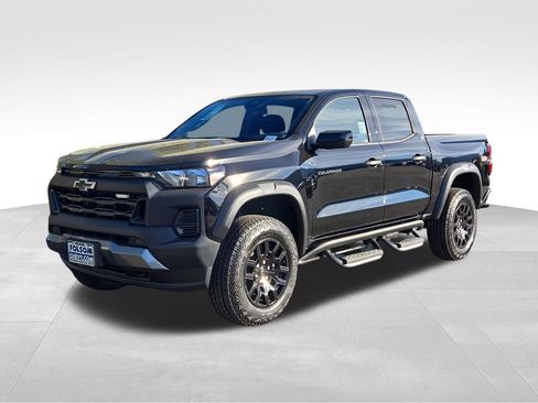New 2026 Chevrolet Colorado Trail Boss AWD/4WD image 1