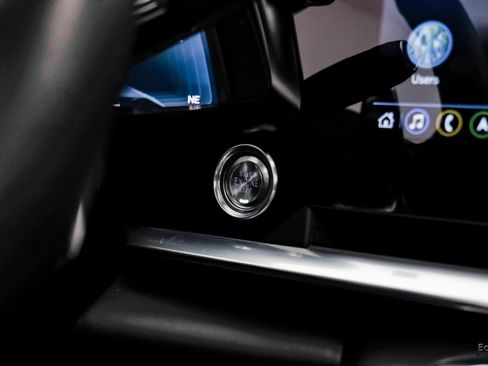 Used 2023 Chevrolet Corvette Stingray Premium Cpe w/ Z51 Performance Package image 83