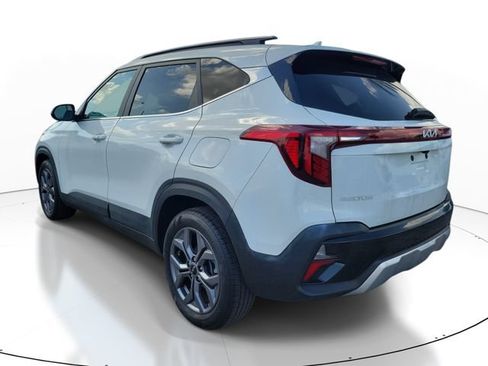 Used 2024 Kia Seltos S FWD image 3