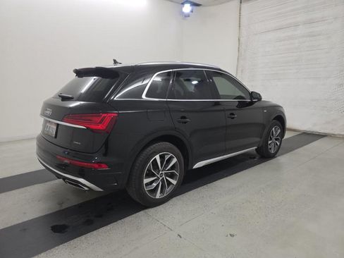 Used 2023 Audi Q5 2.0T Premium w/ Convenience Package AWD/4WD image 2