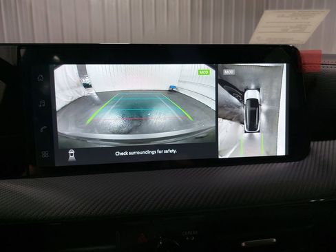 New 2026 Nissan Kicks SR w/ Cold Weather Package image 22