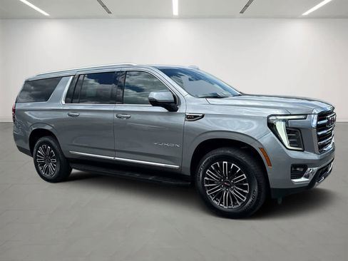 Used 2026 GMC Yukon XL Elevation AWD/4WD image 6