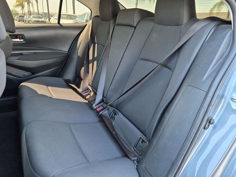 Used 2021 Toyota Corolla LE w/ Carpet Mat Package (TMS) FWD image 29