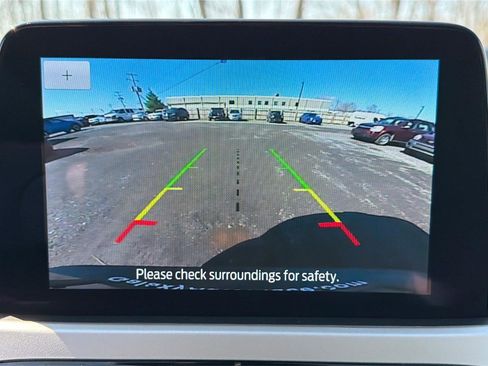 Used 2022 Ford Escape SE image 30