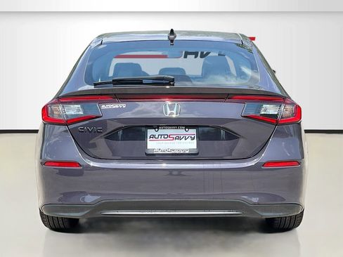 Used 2024 Honda Civic EX-L image 6